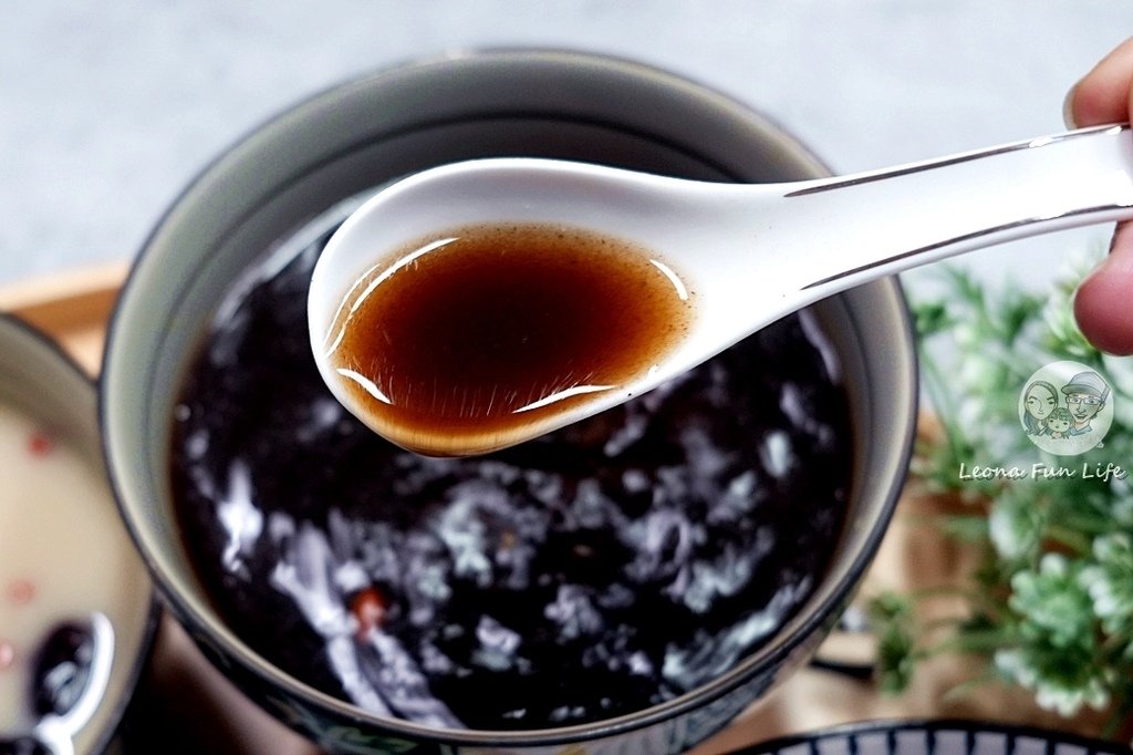 團購宅配美食森御鮮黑蒜頭雞湯胡椒豬肚雞湯DSC03077.JPG