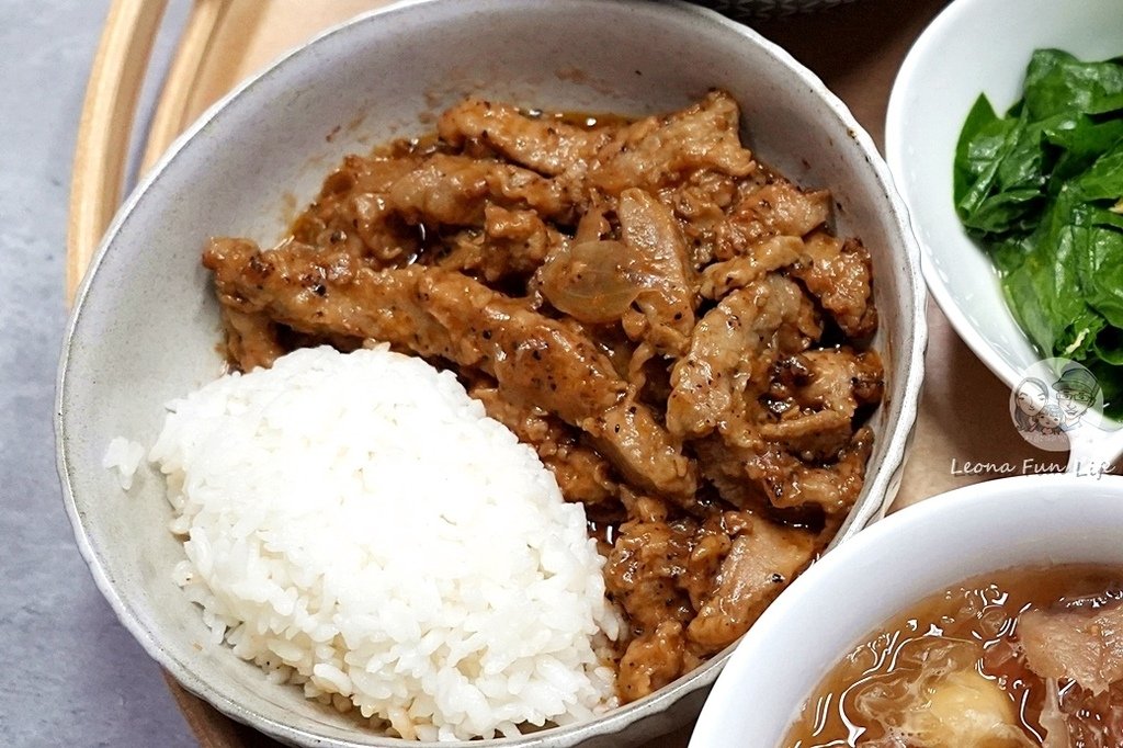 團購宅配美食森御鮮黑蒜頭雞湯胡椒豬肚雞湯DSC030180.JPG