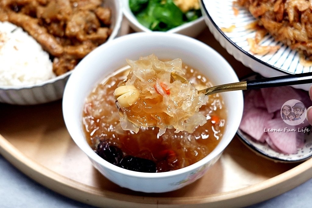 團購宅配美食森御鮮黑蒜頭雞湯胡椒豬肚雞湯DSC03023.JPG