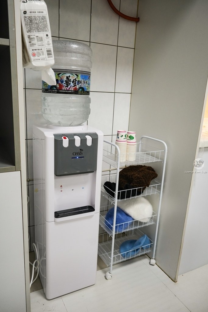 台中平價小型攝影棚推薦與你自拍館閨蜜寫真、自助婚紗、寵物合照一次滿足DSC08304-2.jpg