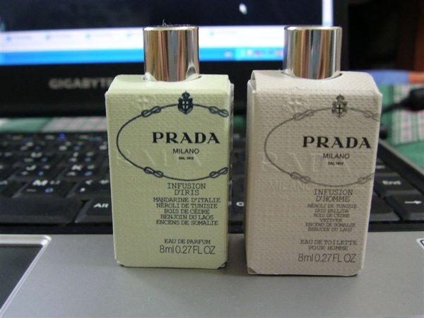 prada 鳶尾花