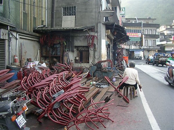 20100130宜蘭之旅~南方澳漁港 錨店~XD