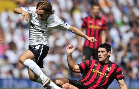 tottenham_city_280811.jpg