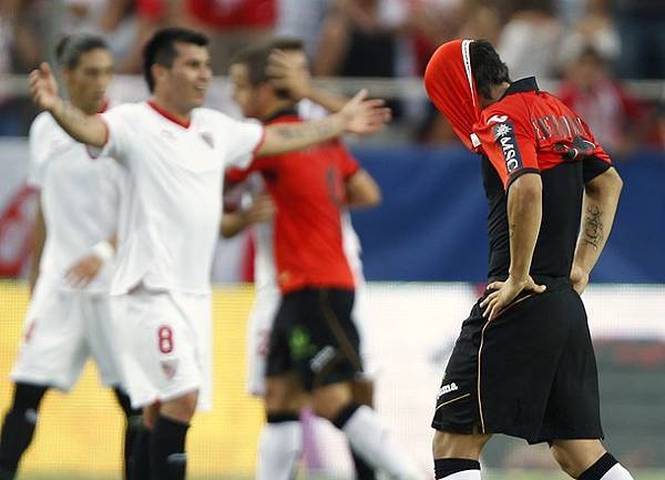 VAL-Banega.jpg