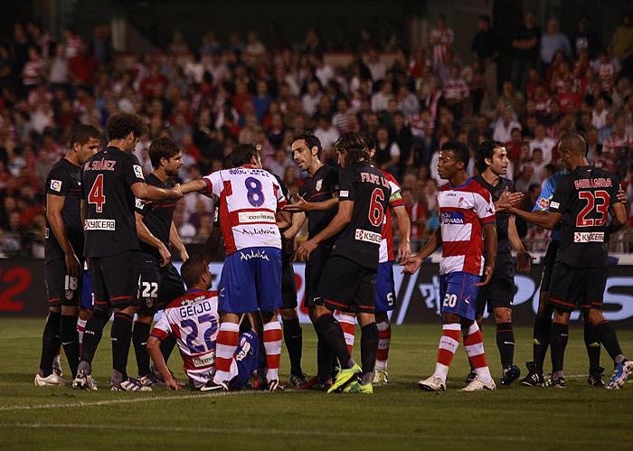 Granada-empató-0-a-0-frente-al-Atlético-Madrid.-La-Liga-BBVA-201112-del-Futbol-Español.jpg