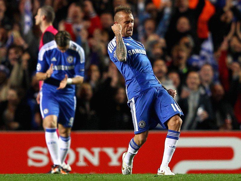 Raul-Meireles-Chelsea-Champions-League2_2667821.jpg