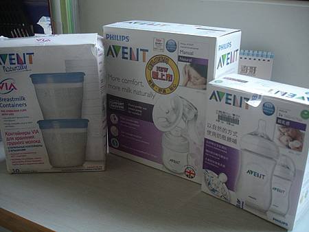 avent 親乳感PP吸乳器+儲乳杯(180ml+親乳感PP防脹奶瓶260ml)開箱文