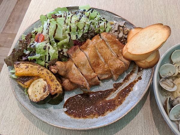 ｛嘉義｝【花淺蔥 Brunch Osteria】西區巷弄街角