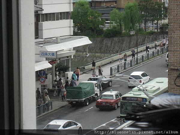 08-足08.JPG