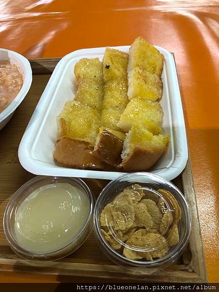 清邁吃點甜-Tee Nom Sod ตี๋นมสด (Tho
