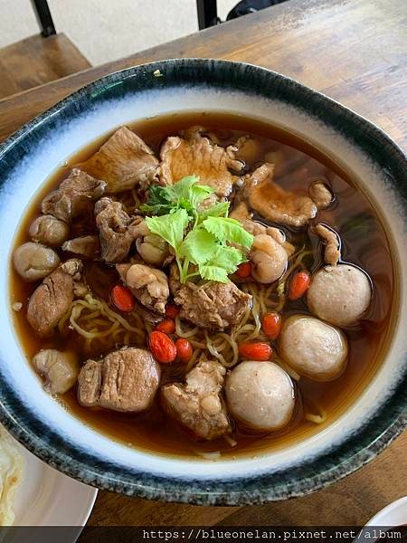 南奔吃喝龍眼-เตี๋ยวตุ๋นบ้านสวน สาขาล