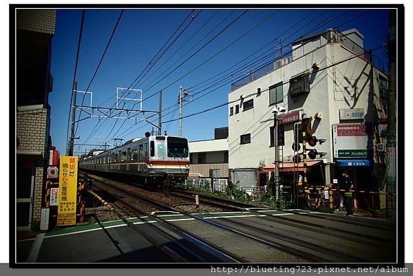 東京《自由之丘》鐵路.jpg