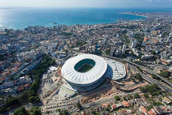 2016-奧運會-Olympics-Rio-Itaipava_Arena_-_March_2013.jpg