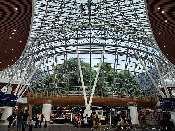 LINE_ALBUM_klia 出境區海關_230908_21.jpg