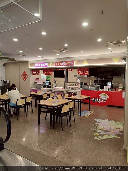 LINE_ALBUM_西湖服務區，介紹一下石虎_250518_4.jpg
