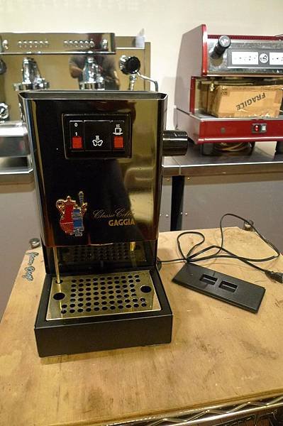 咖啡機維修 GAGGIA BABY