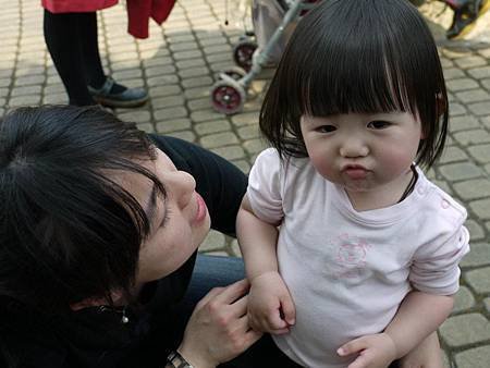 裝可愛