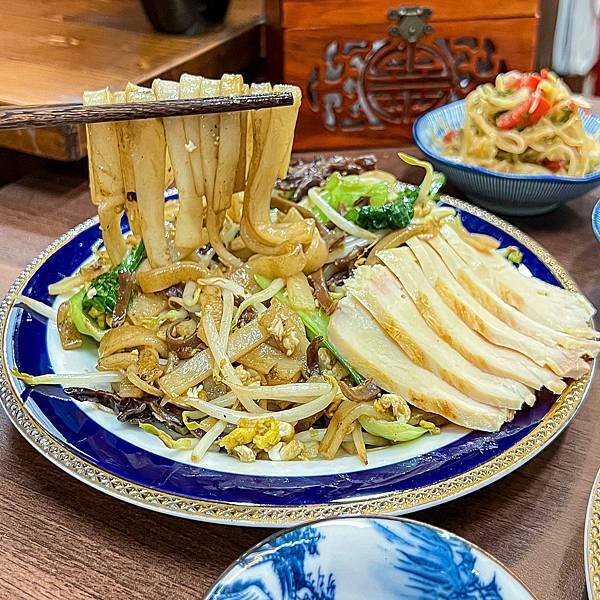【高雄苓雅】初見麵＞大火快炒香氣入裡（已歇業）