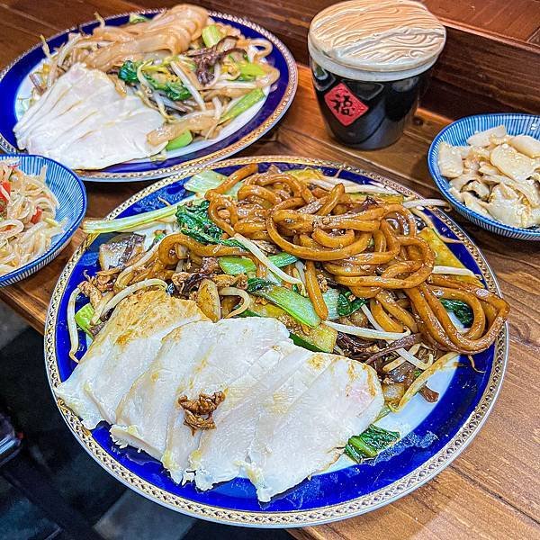 【高雄苓雅】初見麵＞大火快炒香氣入裡（已歇業）