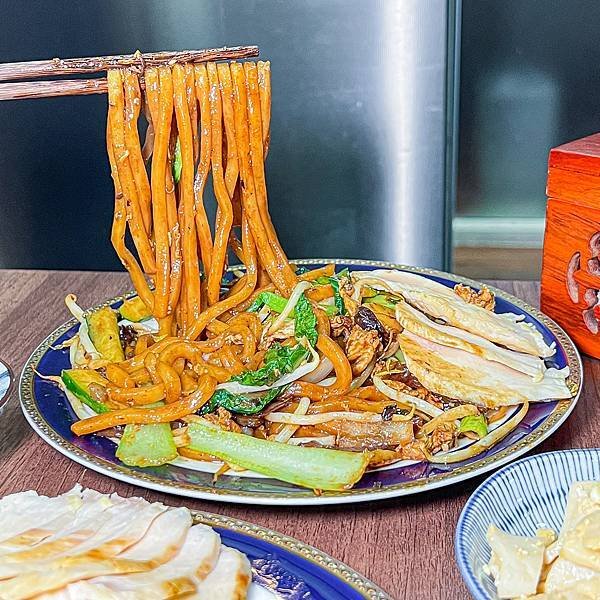 【高雄苓雅】初見麵＞大火快炒香氣入裡（已歇業）