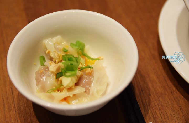 國賓大飯店i River愛河牛排海鮮自助餐廳