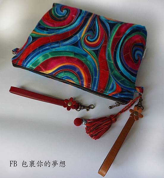 彩雲側肩包