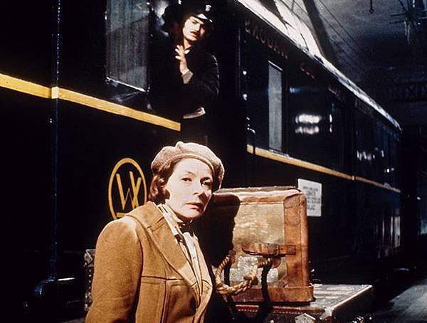 15-CTEK-0257_IngridBergman_MurderOnTheOrientExpress_613x463