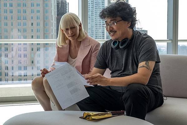 https-%2F%2Fhk.hypebeast.com%2Ffiles%2F2017%2F07%2FNetflix-film-Okja-9