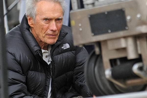 140619-romano-clint-eastwood-tease_uo7est