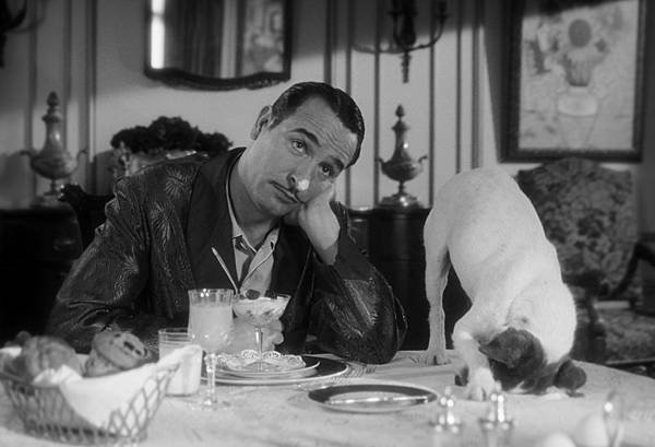 jean-dujardin-and-uggie-the-dog-stars-o