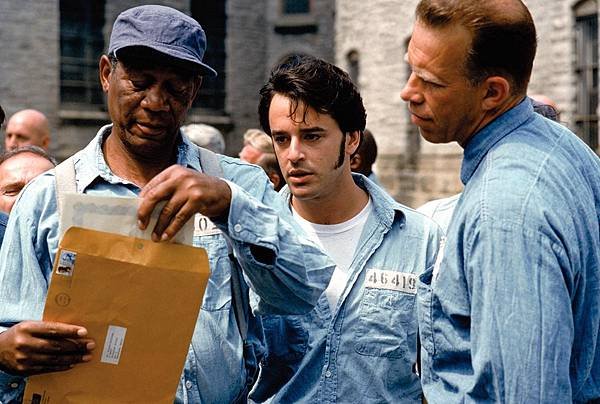 1510394701_the-shawshank-redemption-1994-wallpaper