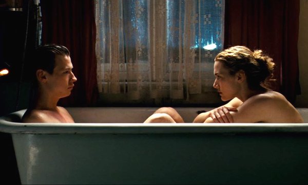 the-reader-2008-kate-winslet-nazi-bathtub-david-kross-review