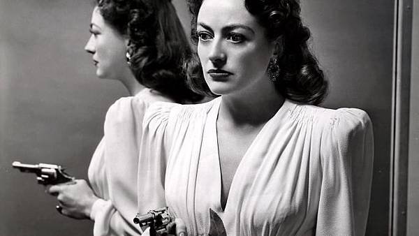 《慾海情魔》Mildred Pierce | 1945 | 