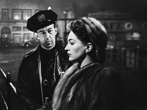 《慾海情魔》Mildred Pierce | 1945 | 