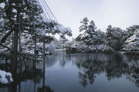 霞ヶ池・唐崎松・內橋亭.jpg