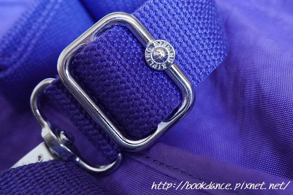 kipling practi-cool09.jpg