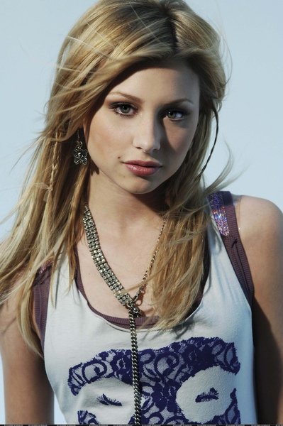 alyson-michalka_dot_net-modeling-set1-06.jpg