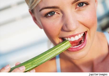 woman-eating-celery456wy020410