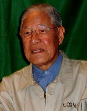 Lee_Teng-hui_2004-cropped.jpg