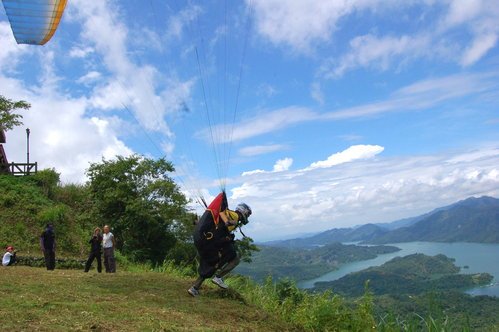 遨遊山水飛飛飛2