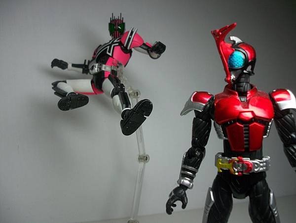 SHF 仮面ライダーDecade 激情態 (9).JPG