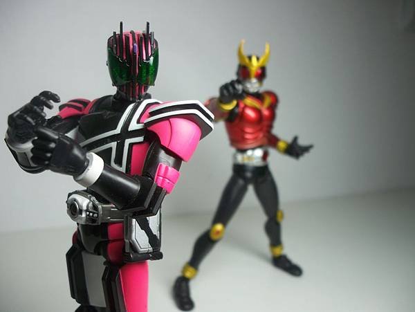 SHF 仮面ライダーDecade 激情態 (10).JPG