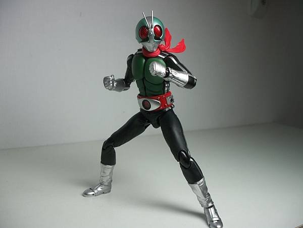 SHF 仮面ライダー1号＆2号 (5).JPG