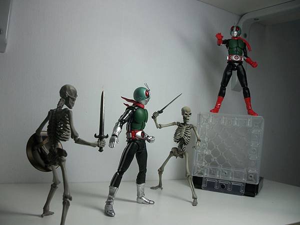 SHF 仮面ライダー1号＆2号 (16).JPG