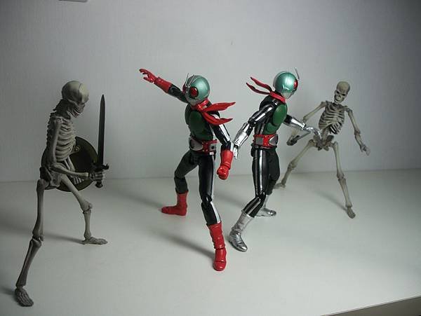 SHF 仮面ライダー1号＆2号 (17).JPG