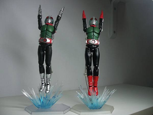 SHF 仮面ライダー1号＆2号 (26).JPG