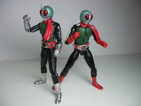 SHF 仮面ライダー1号＆2号 (31).JPG