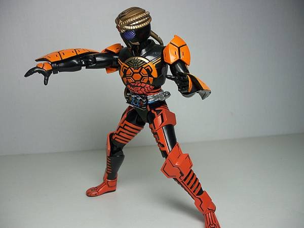 SHF 仮面ライダーオーズ ブラカワニコンボ (10).JPG