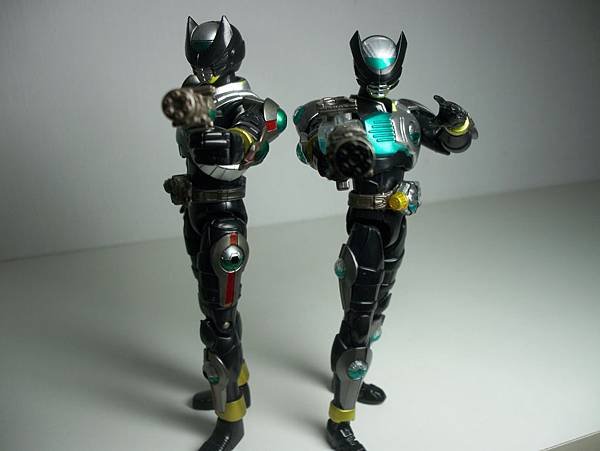 SHF 仮面ライダーオーズ ブラカワニコンボ (31).JPG