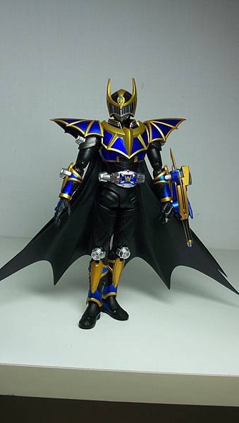 SHF 仮面ライダーナイトサバイブ (8)